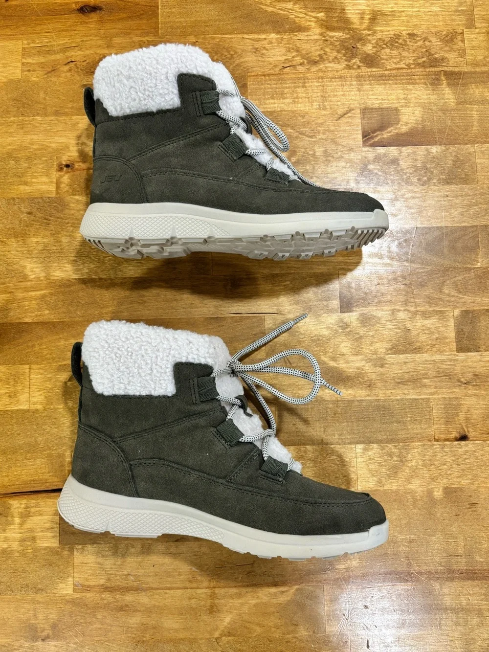 JBU by Jambu Freeze Women’s Size 7 Olive Faux Fur Lace Up Winter Boots